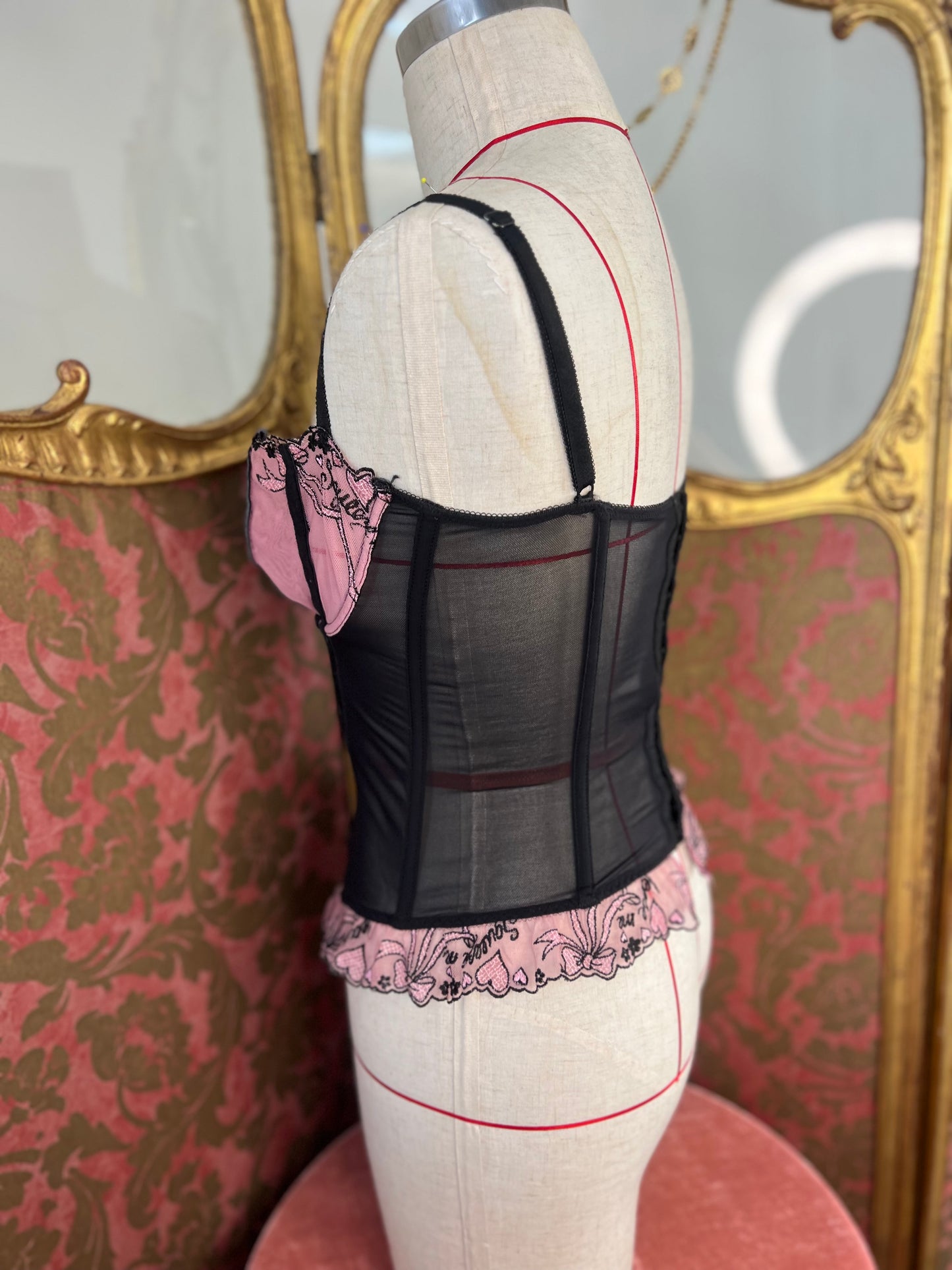 Incredible Vintage Basque