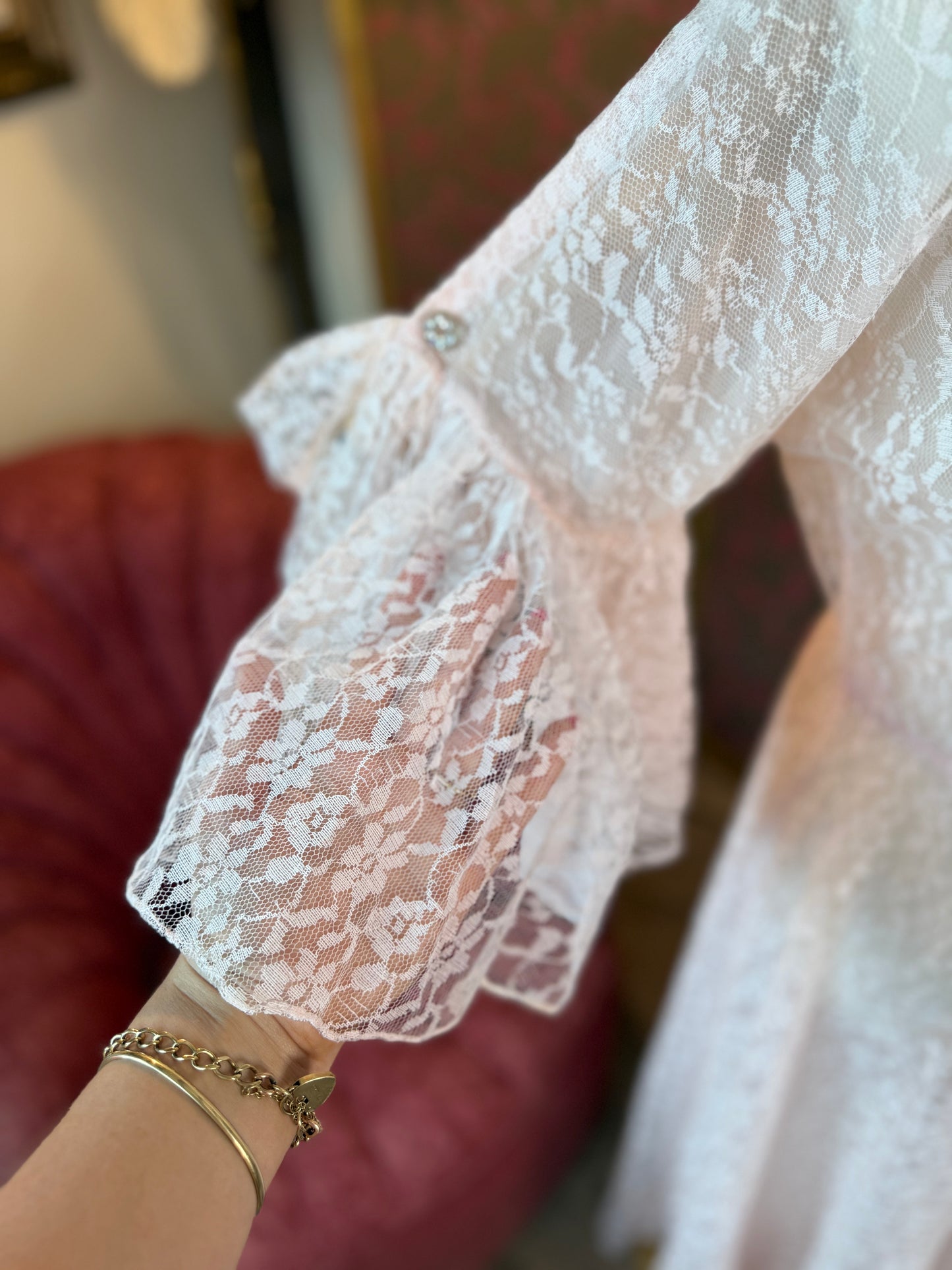 1940s Pink Flobert Lace Robe