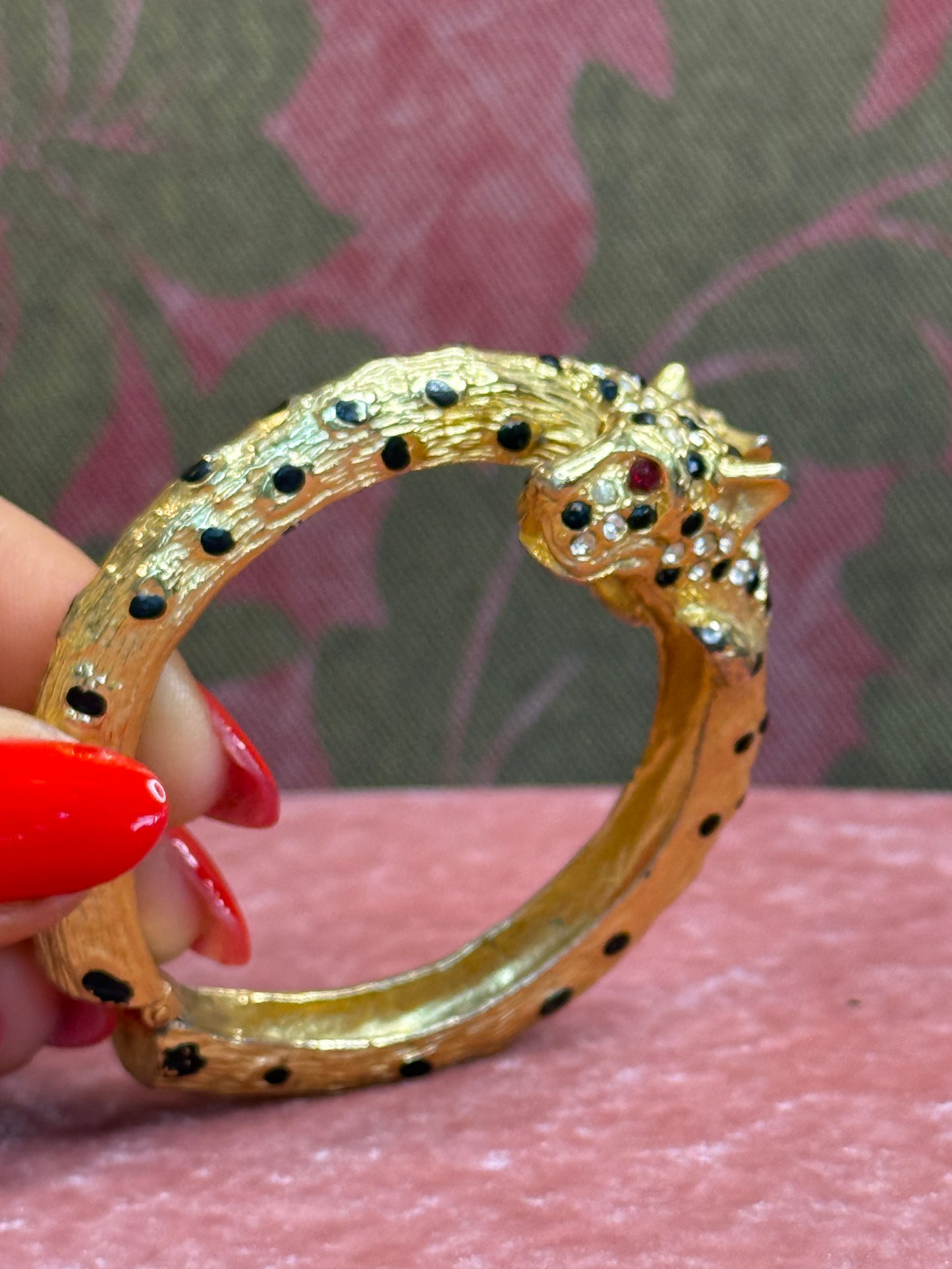 Vintage Costume Cheetah Head Bangle