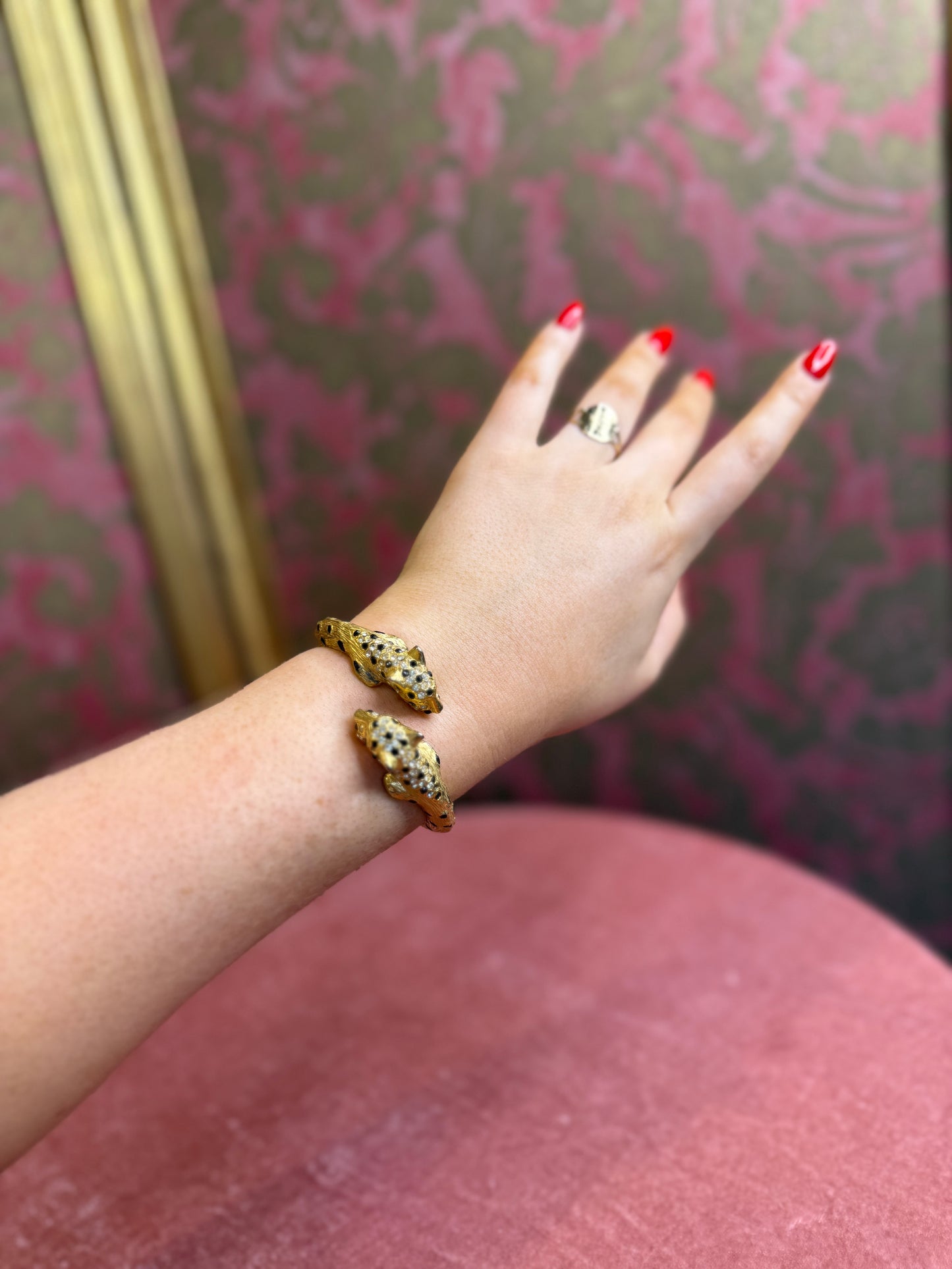 Vintage Costume Cheetah Head Bangle