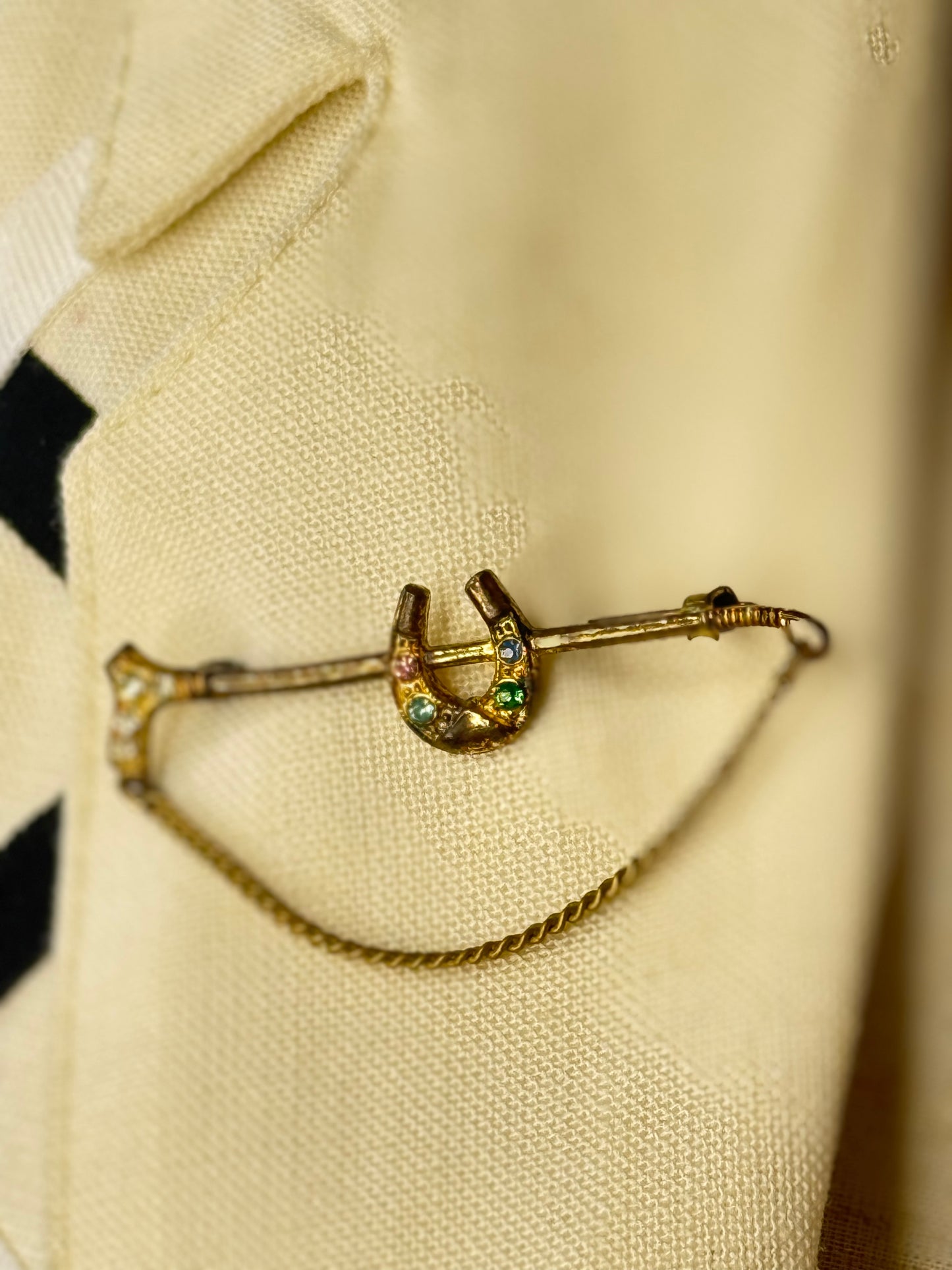 1940s Antique Horseshoe Brooch