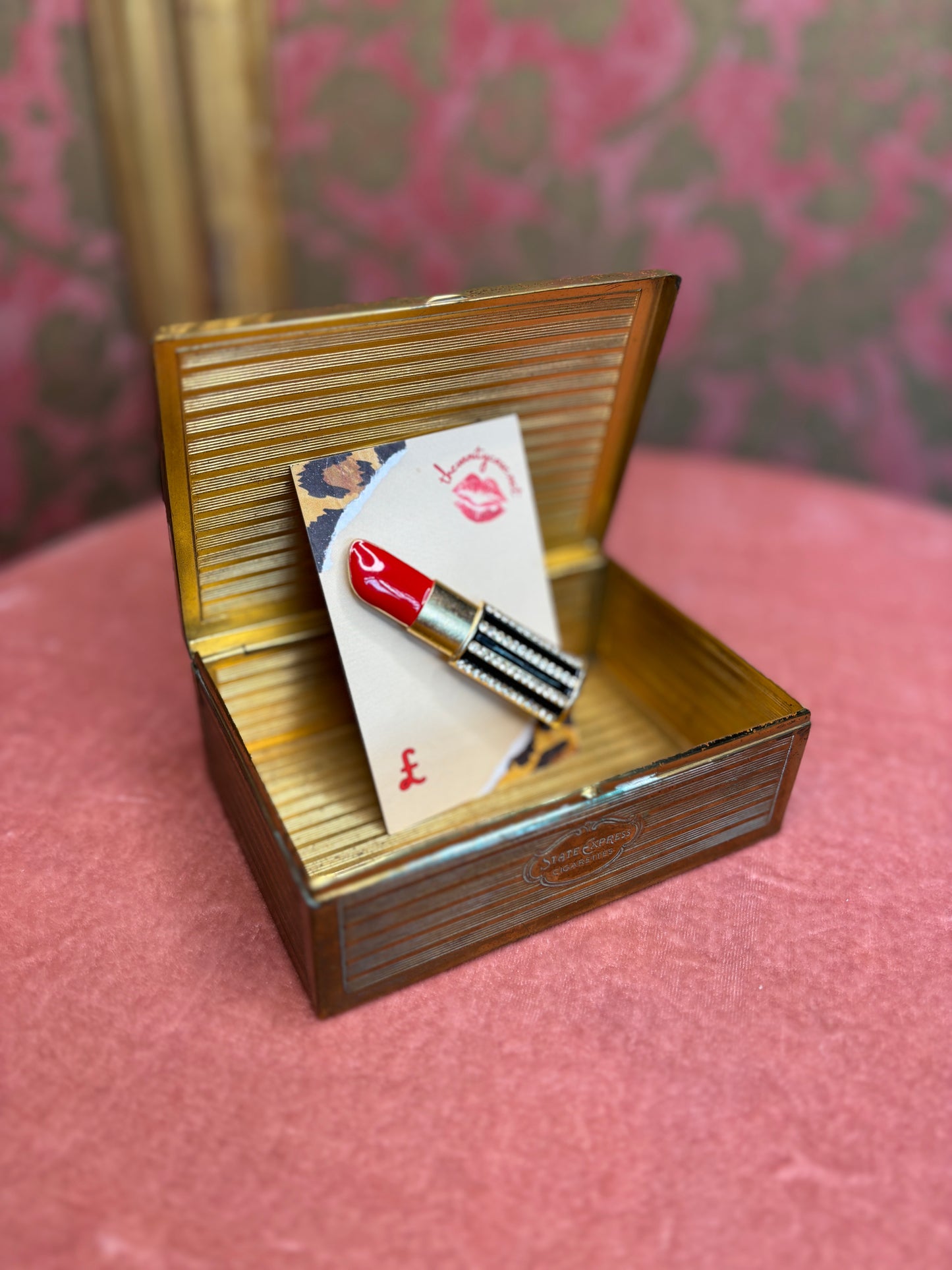 Lipstick Brooch
