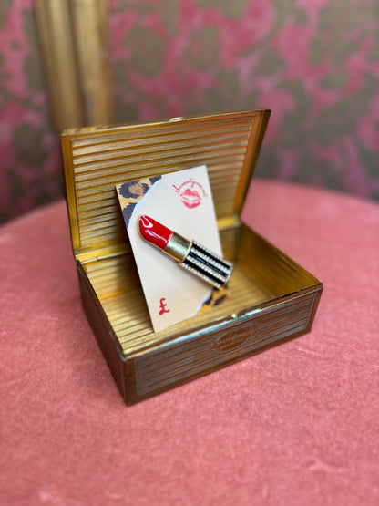 Lipstick Brooch