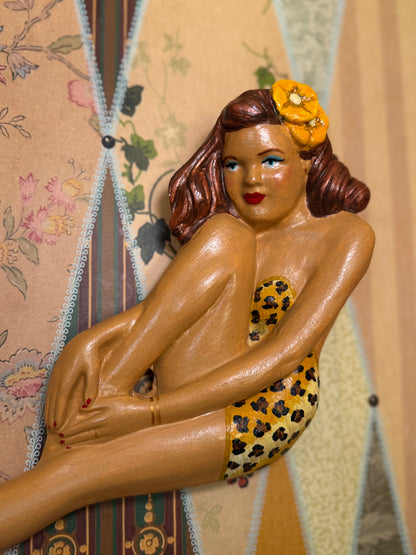 Sophia the Brushstroke Bombshell