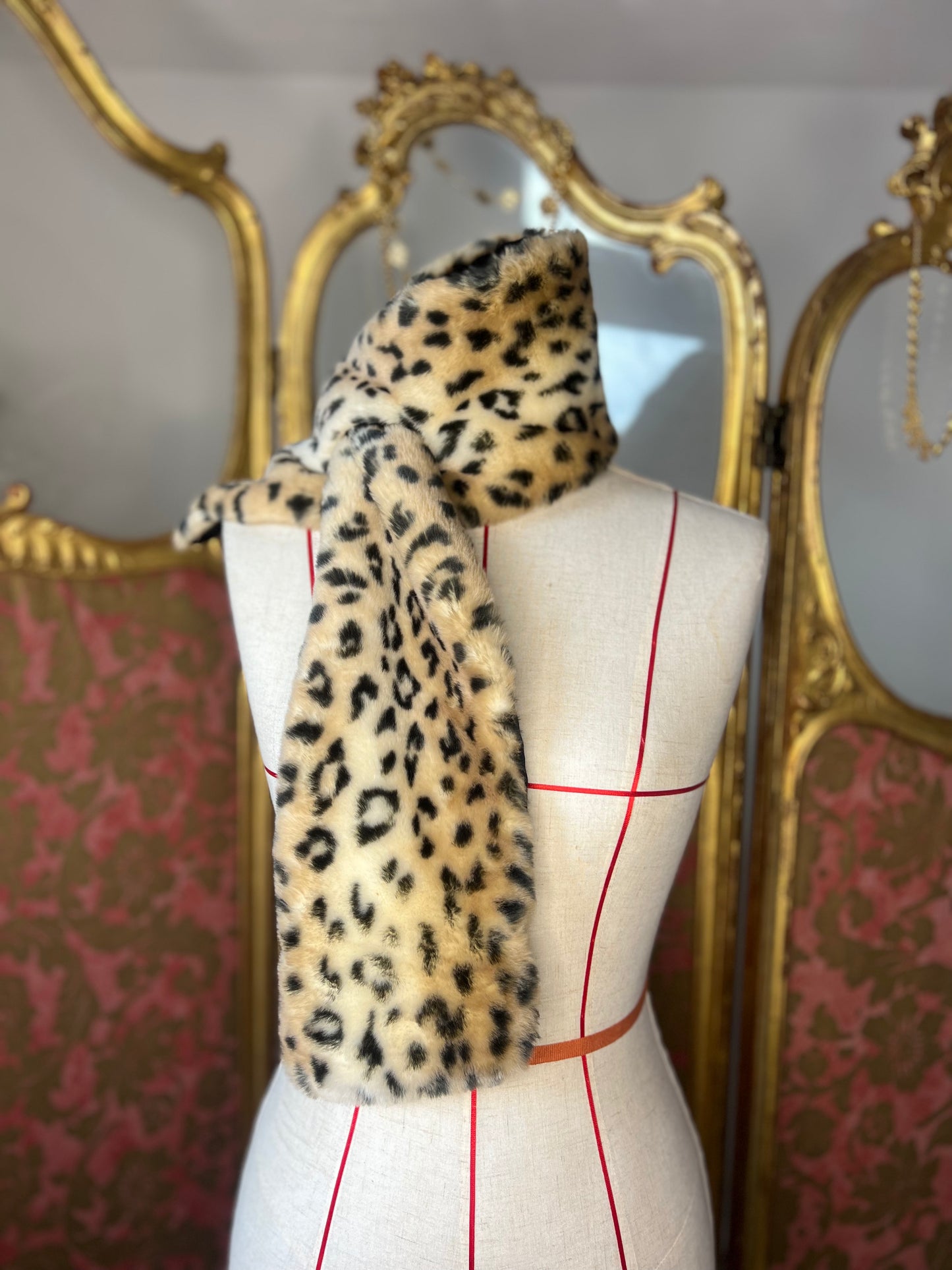 Vintage Leopard Faux Fur Wrap