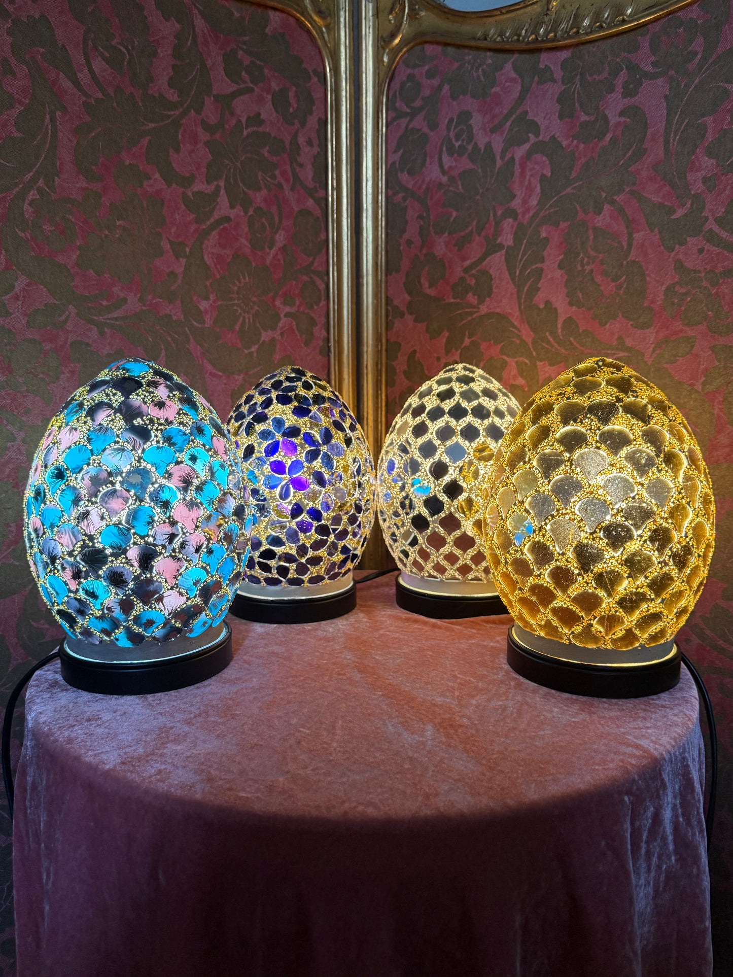 Golden Violette - Mosaic Egg Lamp